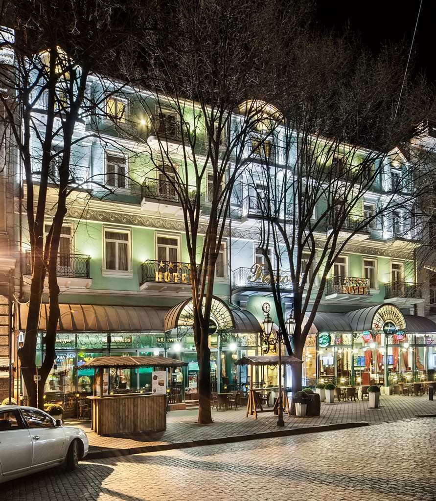 Frapolli Hotel Odesa Exterior foto